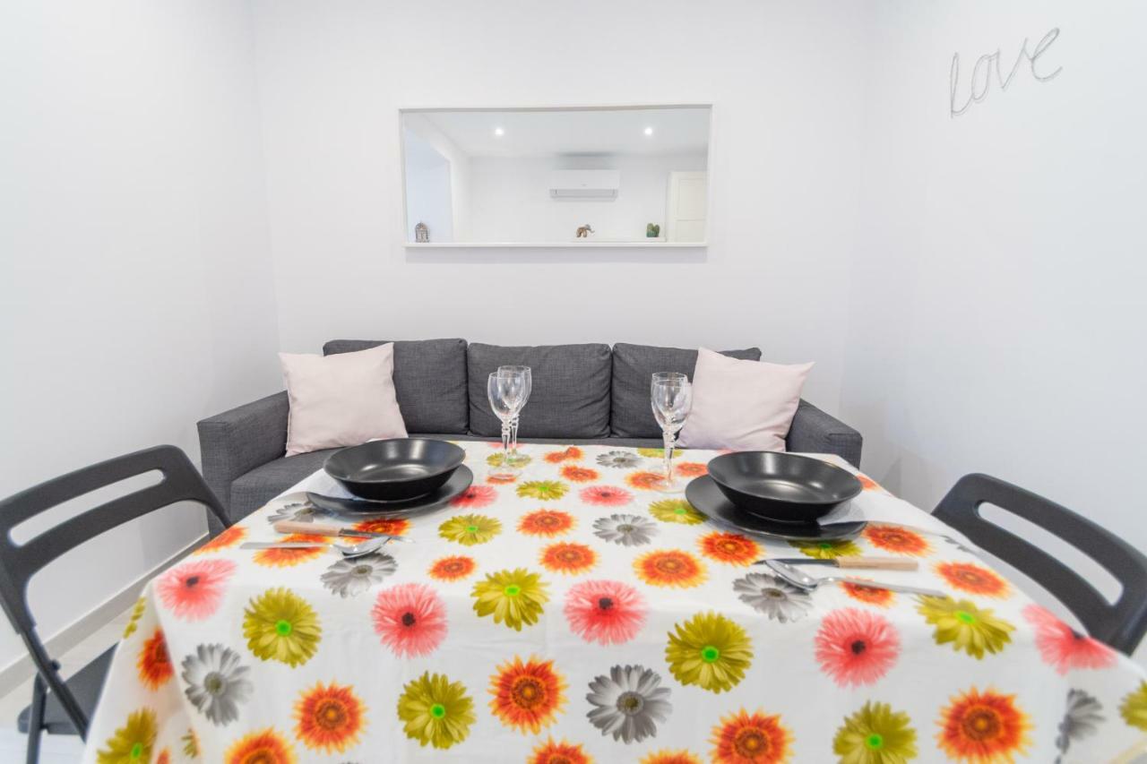 Apartamento Hakuna Matata Apartment กาดิซ ภายนอก รูปภาพ